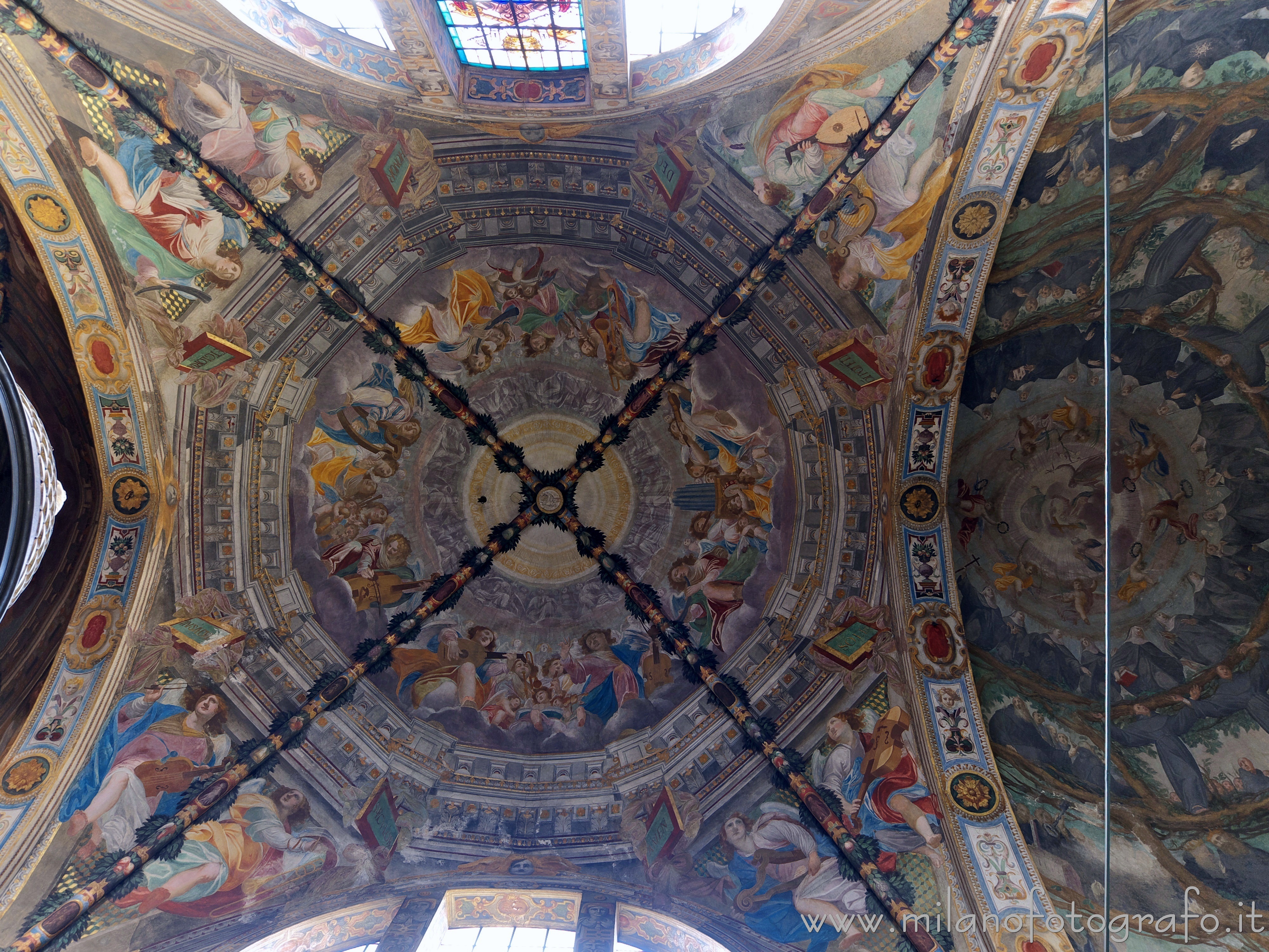 Milano - Soffitto della seconda campata del presbiterio della Basilica di San Marco - Foto a piena risoluzione
